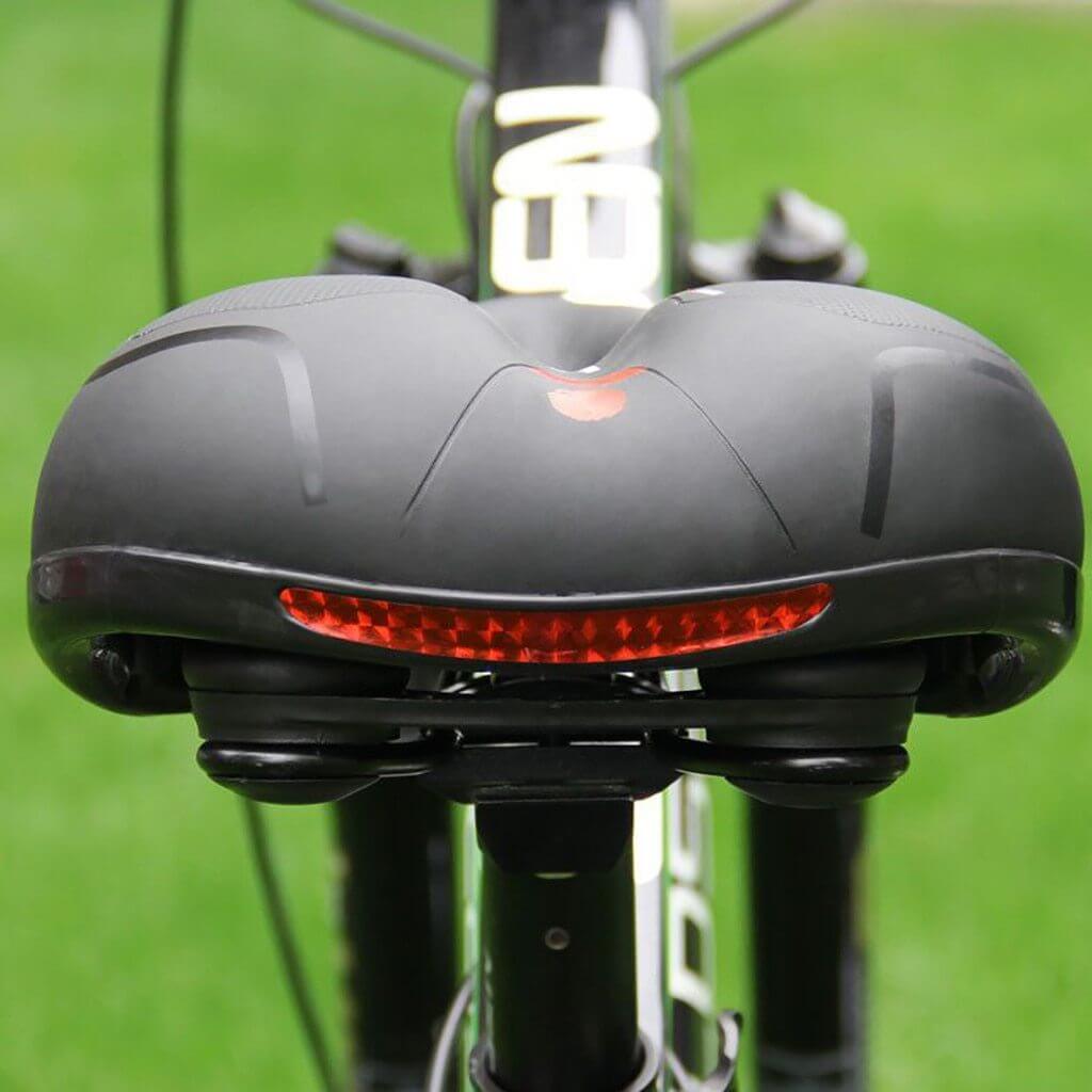 ComfyRide – Premium Gepolstertes Fahrradsattel für Maximale Bequemlichkeit